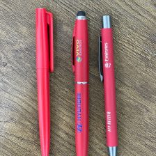 Customize pen in Dubai